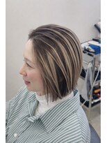 ハイク(HYKE)&nbsp;立体感プレイングカラー×ボブ