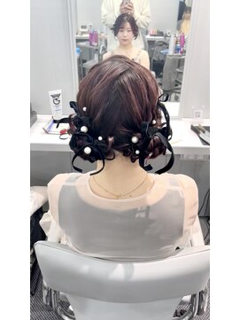 クレア(Crea) ツインカチモリお呼ばれヘアアレンジ♪