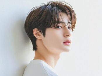 ウト(Uto)の写真/【メンズ限定★微アルカリ縮毛矯正+カット+トリ-トメント￥14000】男性の方も落ち着く空間◎[烏丸駅/大丸裏]