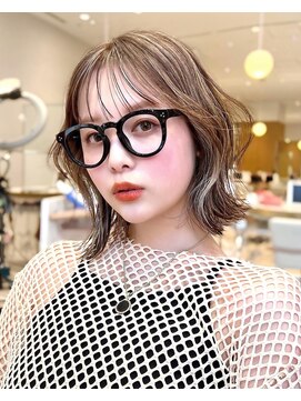 アフロートリノ(AFLOAT Leino) 【修】20代30代40代◎透明感カラー×韓国切りぱなしボブ