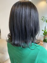 グリッター (Glitter)&nbsp;外ハネスタイル