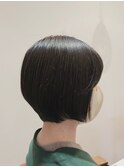 ショートボブ