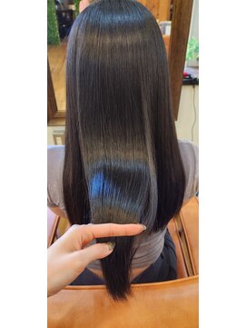 エルムトウキョウ(ELM Tokyo) サラ艶☆髪質改善トリートメント☆