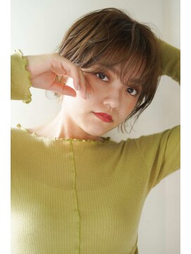 シェル 国分寺(shell) くびレイヤーエモージュグレージュカラーくびれショート/国分寺