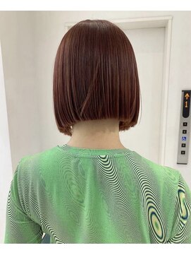 トニーアンドガイ 青山店(TONI & GUY) 切りっぱなしボブ × ダブルカラー必須のオレンジレッド