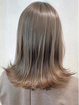 ネックス 表参道本店(nex) デザインカラーレイヤーカットウェットヘアオリーブベージュ白髪