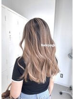 ギア(GEAR.)&nbsp;欧米ガール風blond baleyage