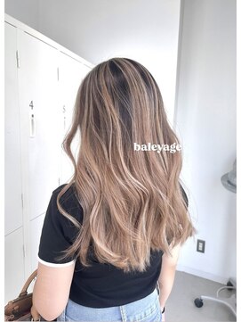 ギア(GEAR.) 欧米ガール風blond baleyage