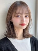 ミディアム/レイヤーカット/外はねボブ/透明感カラー/髪質改善