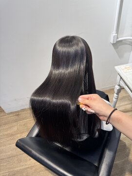 ノー バイ イオエ 西梅田(no. by ioe) 憧れのうる艶髪に