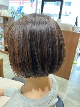 クリック 武蔵小杉(CLiC) 丸みボブにハイライト