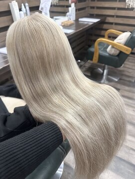 ココテラス(coco terrace) ブリーチ/ダブルカラー/ミルクティー/エクステ