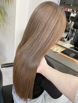レブ 四条烏丸(Reb,)&nbsp;ダブルカラーブリーチなしミルクティーベージュレイヤーカット