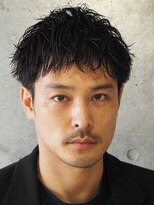 ゼンコー アオヤマ(ZENKO Aoyama)&nbsp;メンズショート刈り上げ黒髪ニュアンスパーマ無造作