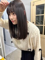 カミエ(kamie)&nbsp;ツヤのあるブラウンロング×大人っぽいレイヤーカット