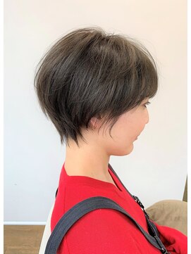 ヘアー ジップ(hair Zip) ふわっと大人ショート【早稲田新宿】