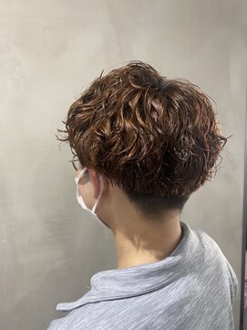 リンダイーロ(Linda Hiro) 【札幌円山　メンズカット/メンズパーマ/ニュアンスパーマ】