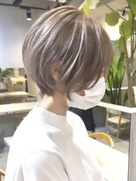 サンク 原宿 表参道(cinq)&nbsp;ショートボブハイライトカラーミルクティーベージュダブルカラー