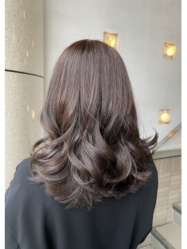 ヘアアンドメイク スタジオ ミムロ(HAIR&MAKE STUDIO MIMURO) レイヤーカット・ラベンダーグレージュ