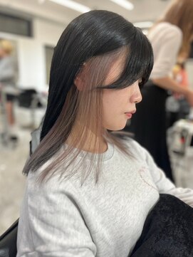 ランテルディ 渋谷(LANTERDIT) インナーグレージュ　アッシュブラック　ツヤ髪　ロング