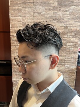 アールドボーテ 理容室(R de Beaute) 銀座　ビジネス　パーマスタイル　フェード