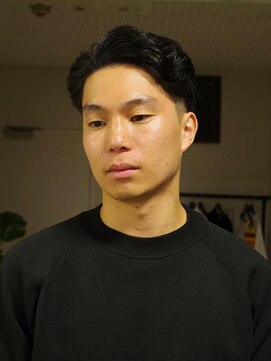 メゾンフォーメン(Maison for men) 波巻きハイライトアップバングツーブロックマッシュ