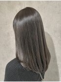 ブリーチなしグレージュ艶髪ロングレイヤー