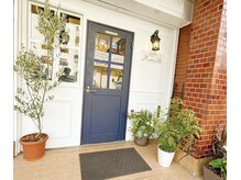 コウ(Kou_19)の雰囲気（五香駅徒歩1分駅近なのに隠れ家！五香駅東口から真っ直ぐ右手★）