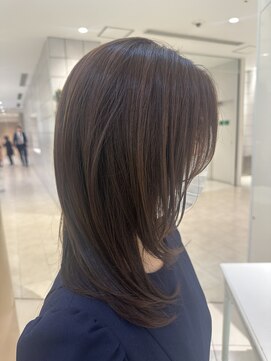 ラシュープリーム(La SUPREME) 顔周りレイヤーカット