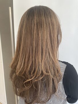 クララ トヨハシ(CLALA Toyohashi) レイヤースタイル