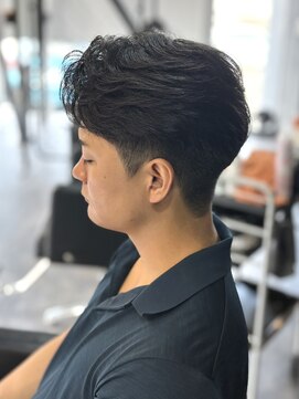 ニアウ 高崎店(Niau) メンズセンターパートフェザーパーマ群馬高崎眉毛韓国