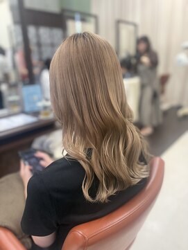 ウィーブ 成田店(Weve) 黒髪/クラゲヘアー/オリーブグレー/小顔/ココアベージュ/成田