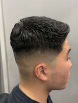 バーニーズ バーバークラブ(BARNEYS BARBER CLUB) フェザーアップ