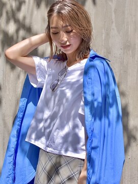 ラダ(Lada) 大人ミディ/くびれミディ/透け感[天神/大名/博多/清川/平尾]