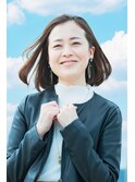 アッシュブラウンで透明感のあるカラーリング