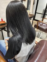 ロウ 吉祥寺(ROW)&nbsp;透明感暗髪グレージュカラー