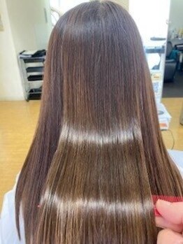 クララ 札幌琴似店(CLALA S.Kotoni)の写真/【最上級の髪質改善】ダメージ毛も艶髪に＊酸熱TRで髪質改善！定額10890円で毎月通えて商品も貰える◇
