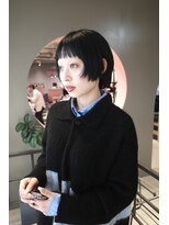 イル(il)&nbsp;顔まわりレイヤーボブ