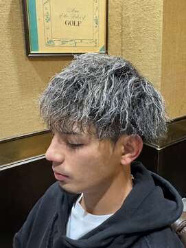 ヒロギンザバーバーショップ 大宮店(HIRO GINZA BARBER SHOP) シルバーメッシュツイスパ/大宮/メンズカット/メンズパーマ