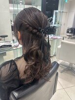 ラシュープリーム(La SUPREME)&nbsp;ふんわりハーフアップ