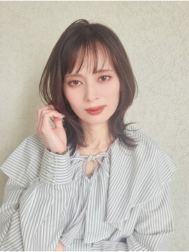 ガーデン オオタカノモリ(garden otakanomori) ミディアムレイヤー×モーヴグレー