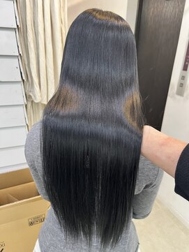 ジゼル 宗像(GiseL) グレーブルーブラック縮毛矯正@gisel_taisei_