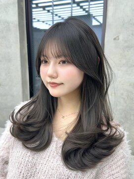 ビューブルー 亀戸錦糸町(VIEW BLUE) 美髪アッシュグレー韓国レイヤー小顔ロングセミディ顔周り前髪