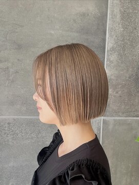 ハイトーンボブ