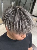 イーラ(era) メンズ刈り上げマッシュ眉毛