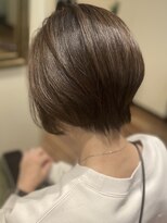 ヘアーグロウ 30代40代50代ひし形ショート前髪なしショートレイヤーブラウン