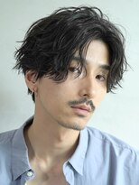 フィフス 原宿(fifth)&nbsp;原宿ゆるめツイストスパイラルパーマメンズカットセンターパート