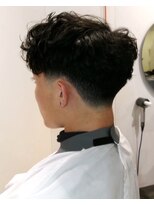 ゾーイボーイズ(ZOEY BOYZ)&nbsp;メンズショートソフトフェードピンパーマツイストパーマ