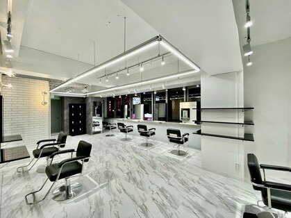 グロウ 横浜店(glow)の写真