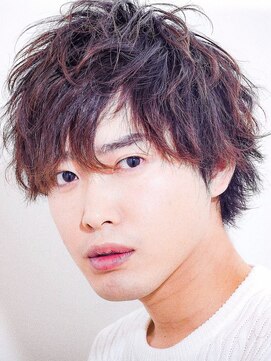 ソレイユ シンサカエ(SOLEIL SHINSAKAE) ブリランチン岩田店スタイリスト塚原